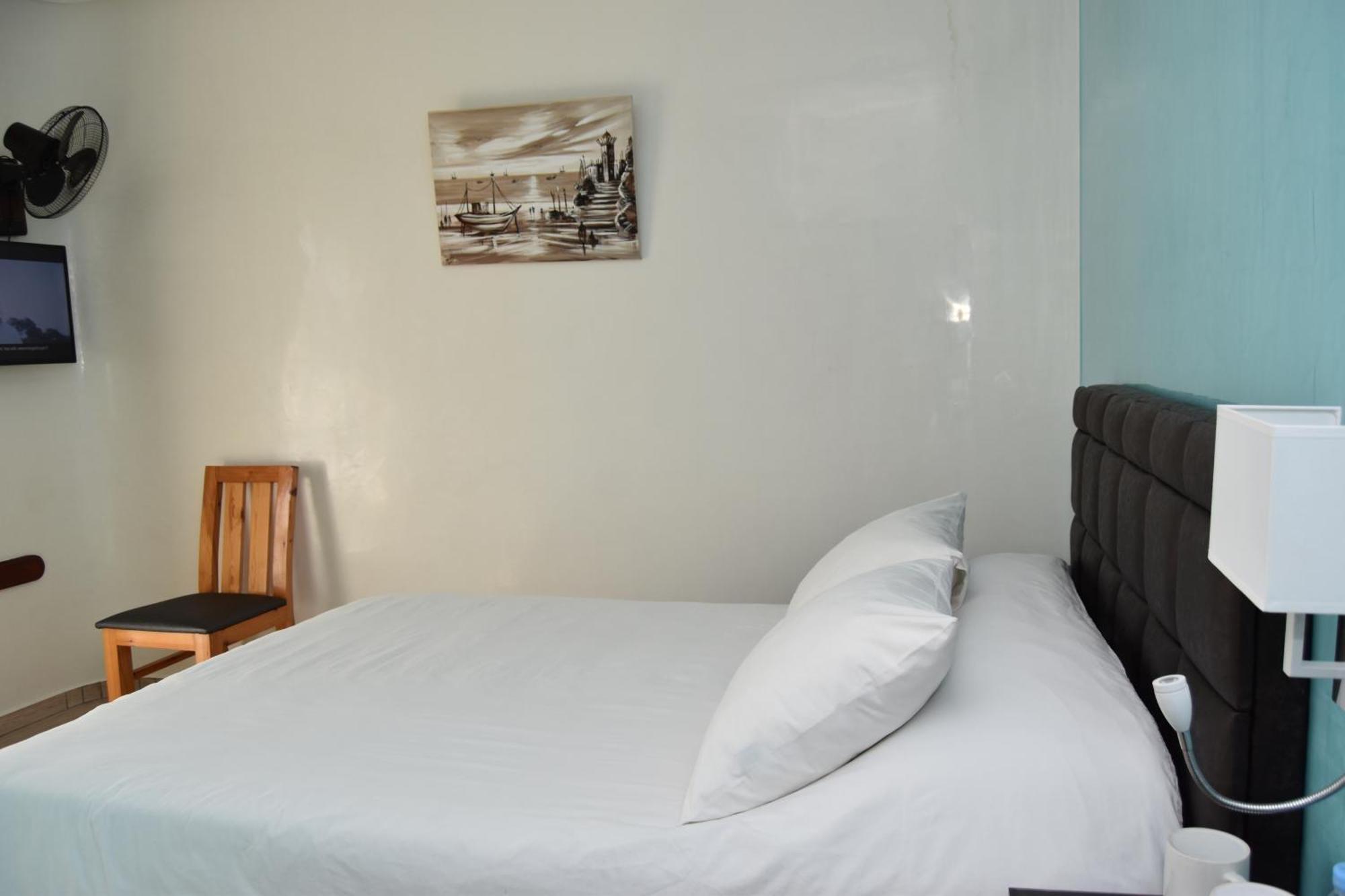 L'initiale Hotel 2*